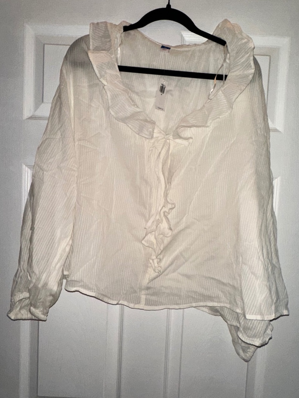 NWT Old Navy Ivory Ruffle Tie-Neck Long Sleeve Blouse 4X Plus Size Flattering